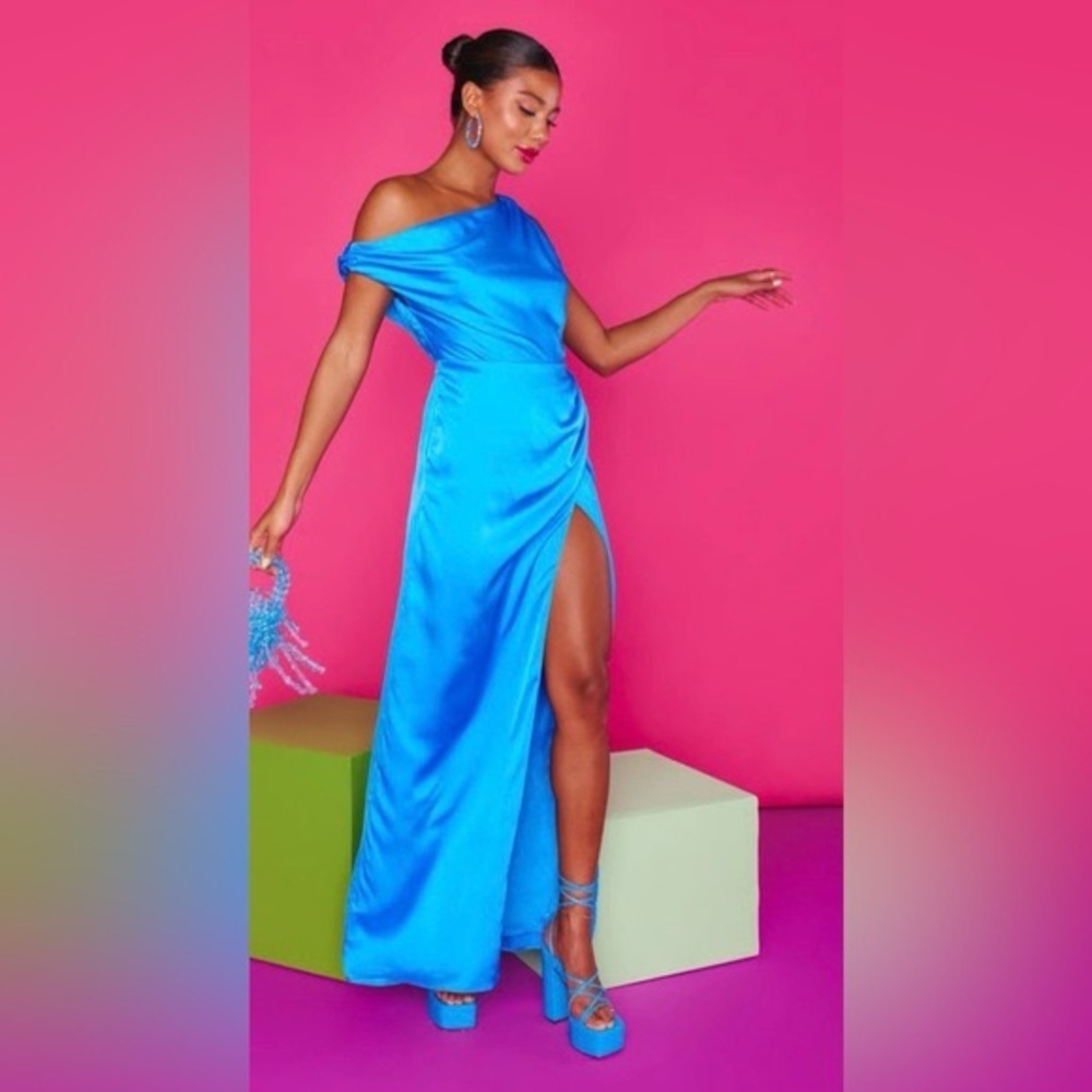 Show Me Your MuMu Vibrant Blue One-Shoulder Dress